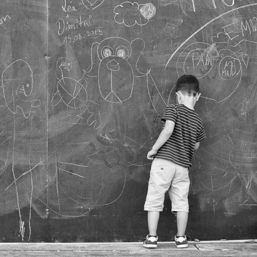 Francis Giudice expose “Regards d’enfant” : des tirages signés Art Photo Lab